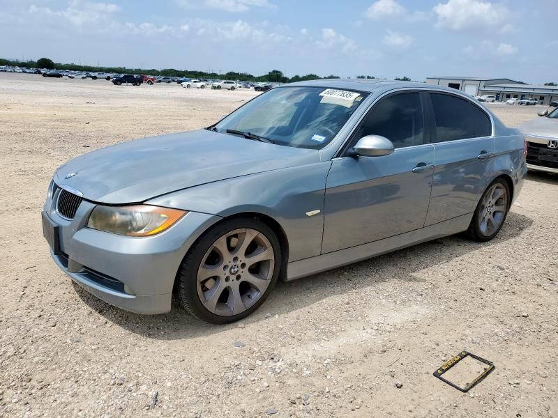 BMW 330i