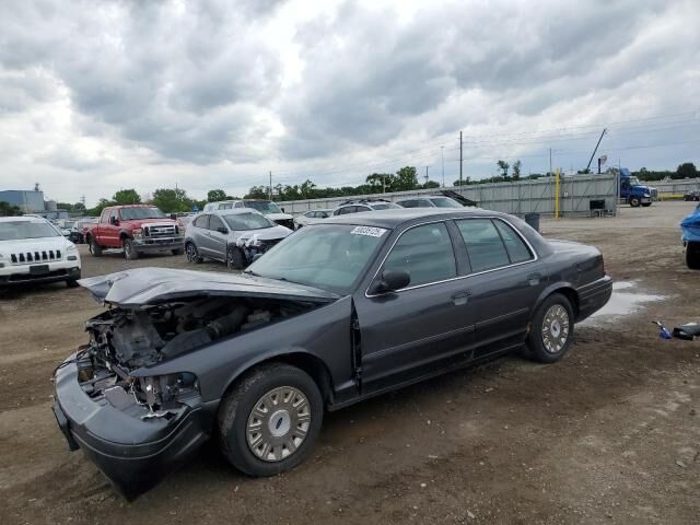 Ford Crown Victoria
