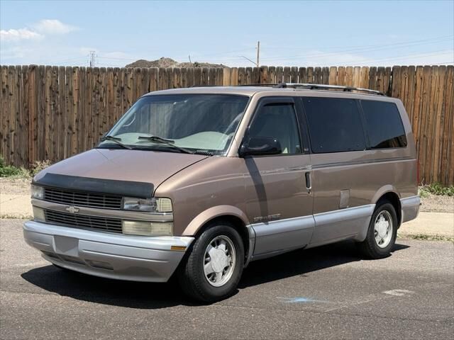 GMC Safari