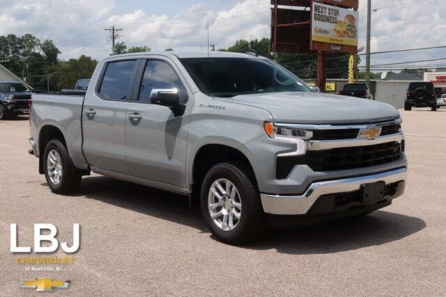2024 CHEVROLET Silverado