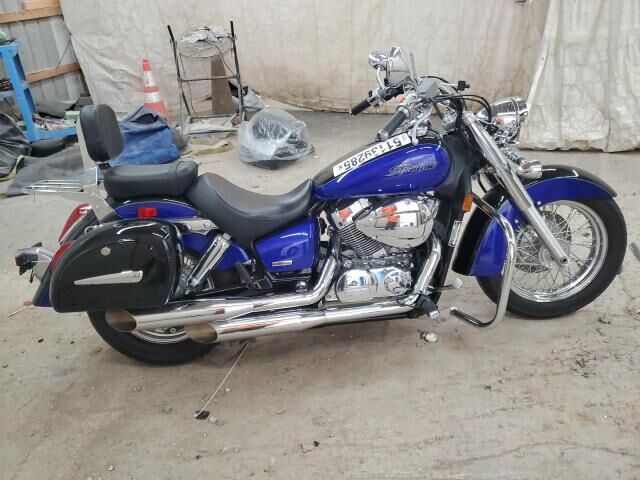 Honda VT750 (Shadow Aero)