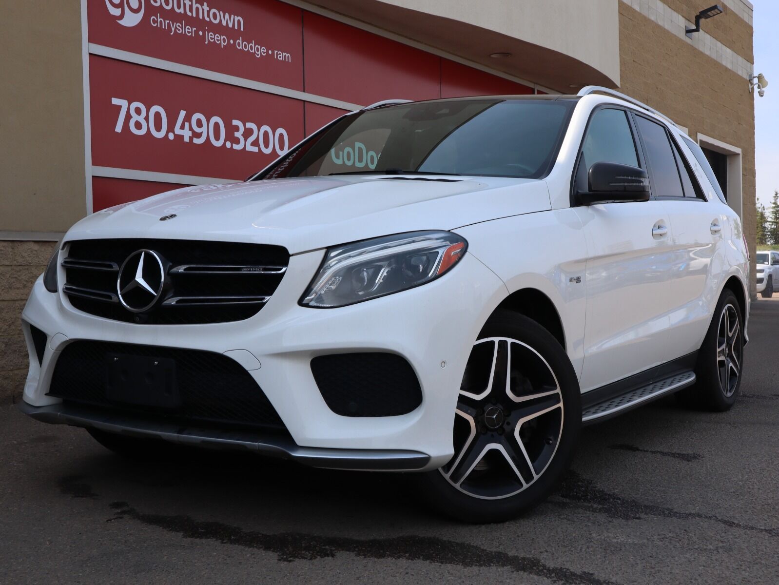 MERCEDES-BENZ