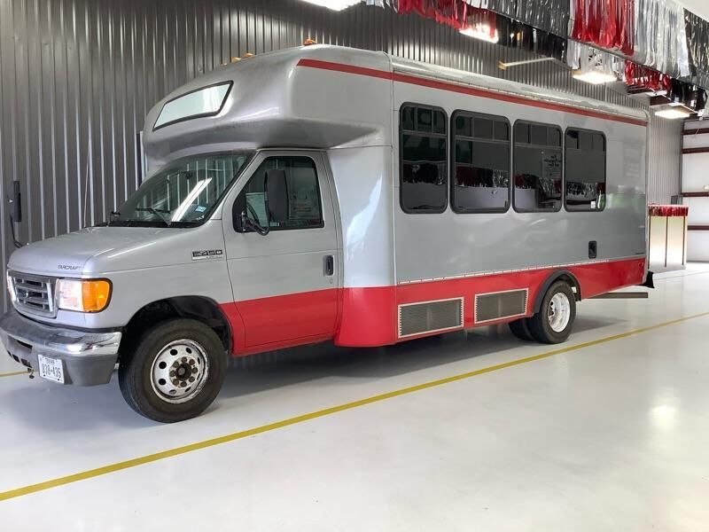 Ford E-450