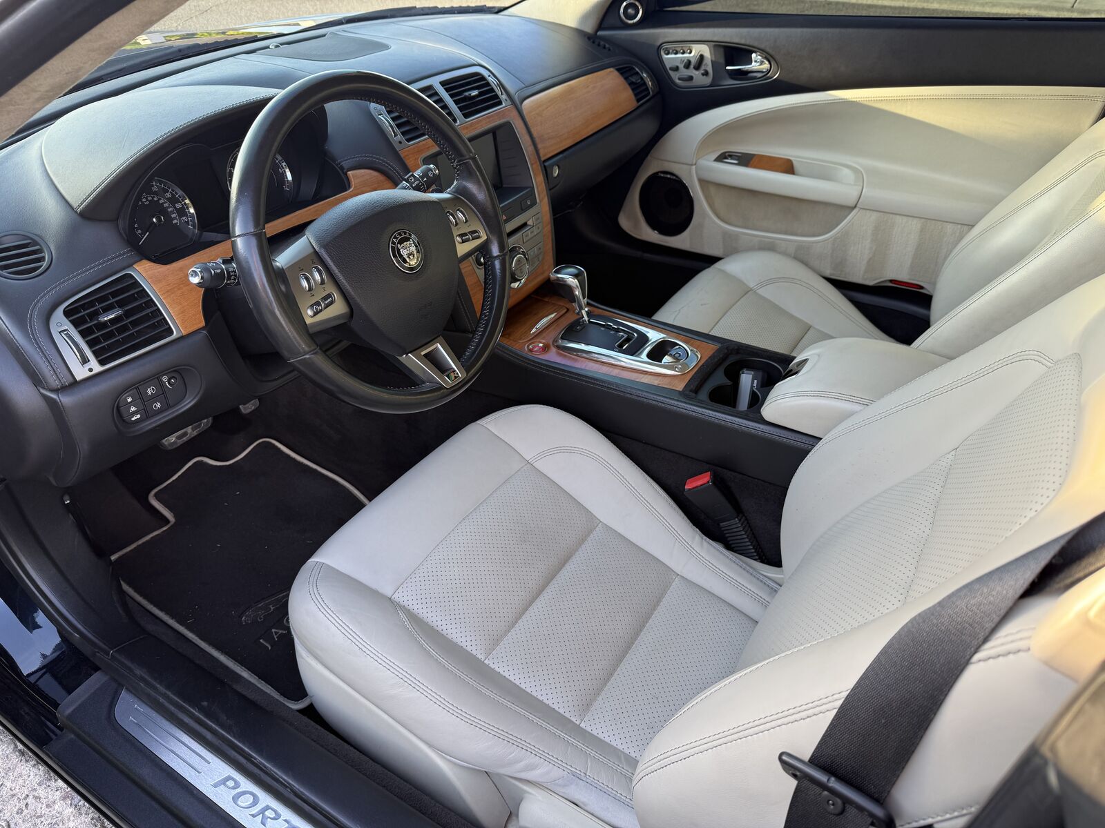Jaguar XK