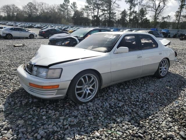 Lexus LS