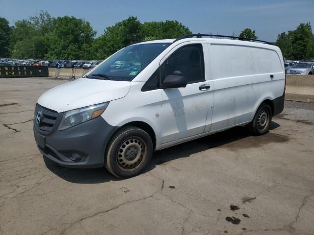 Mercedes-Benz METRIS