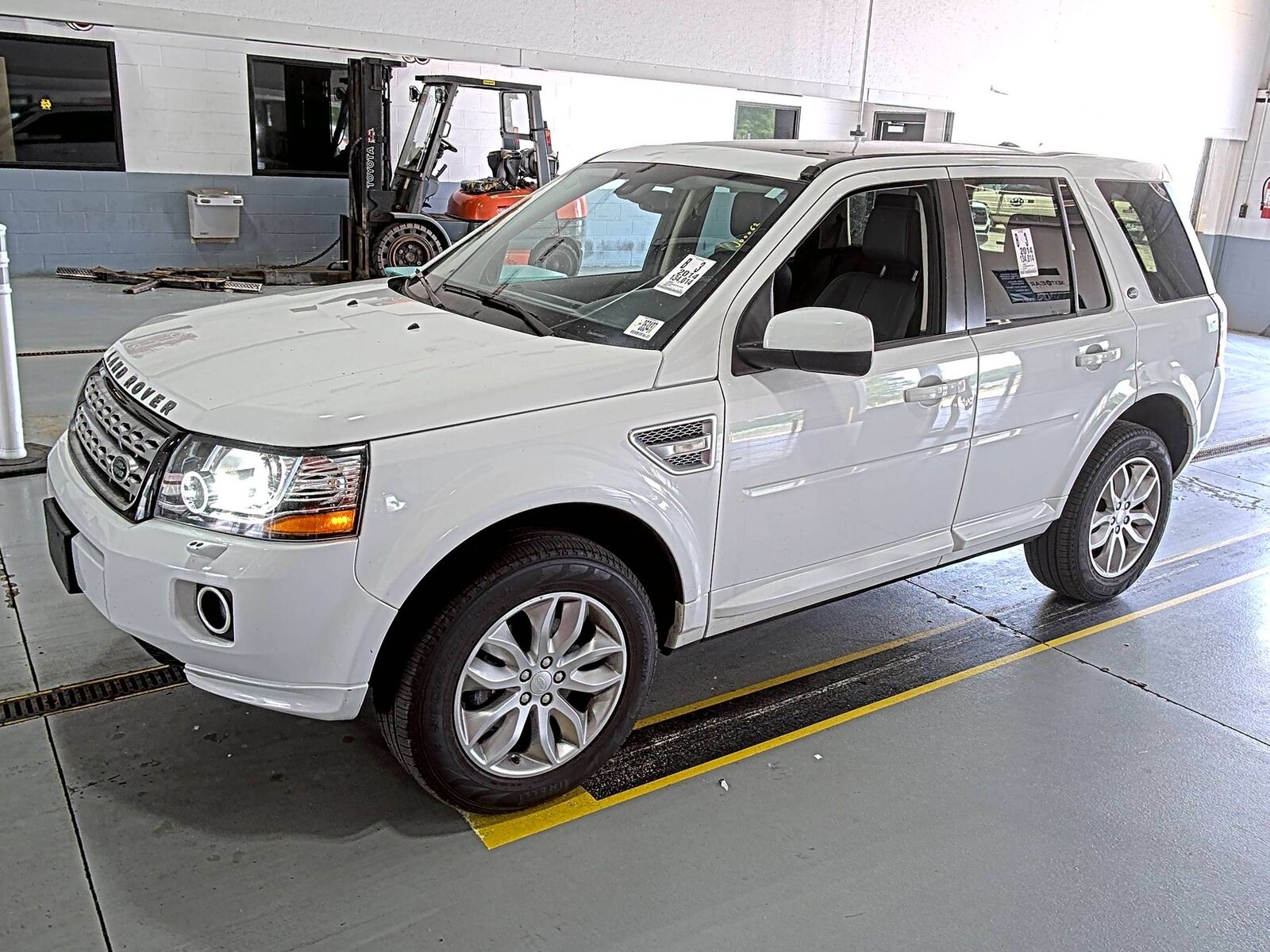Land Rover LR2