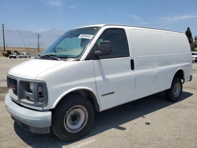 GMC Savana