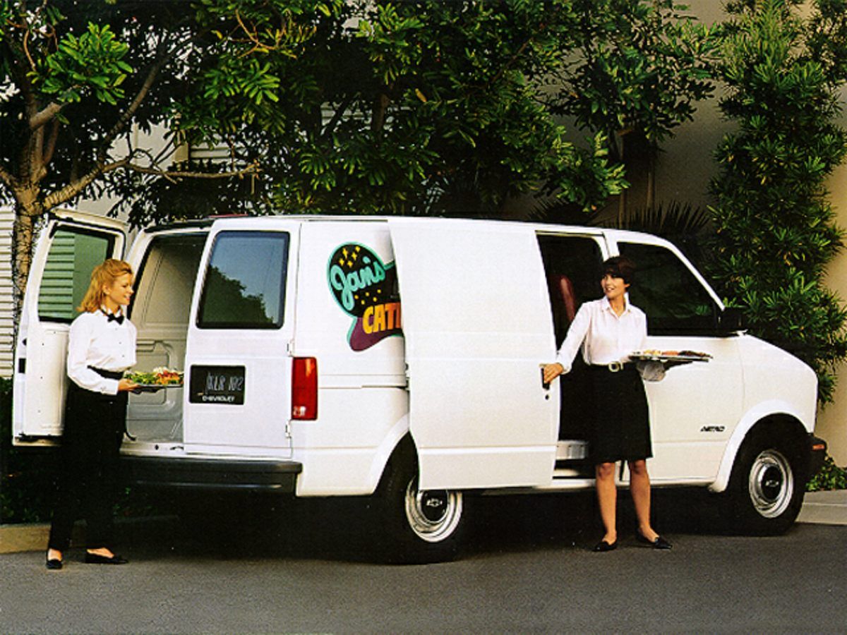 Chevrolet Astro Van