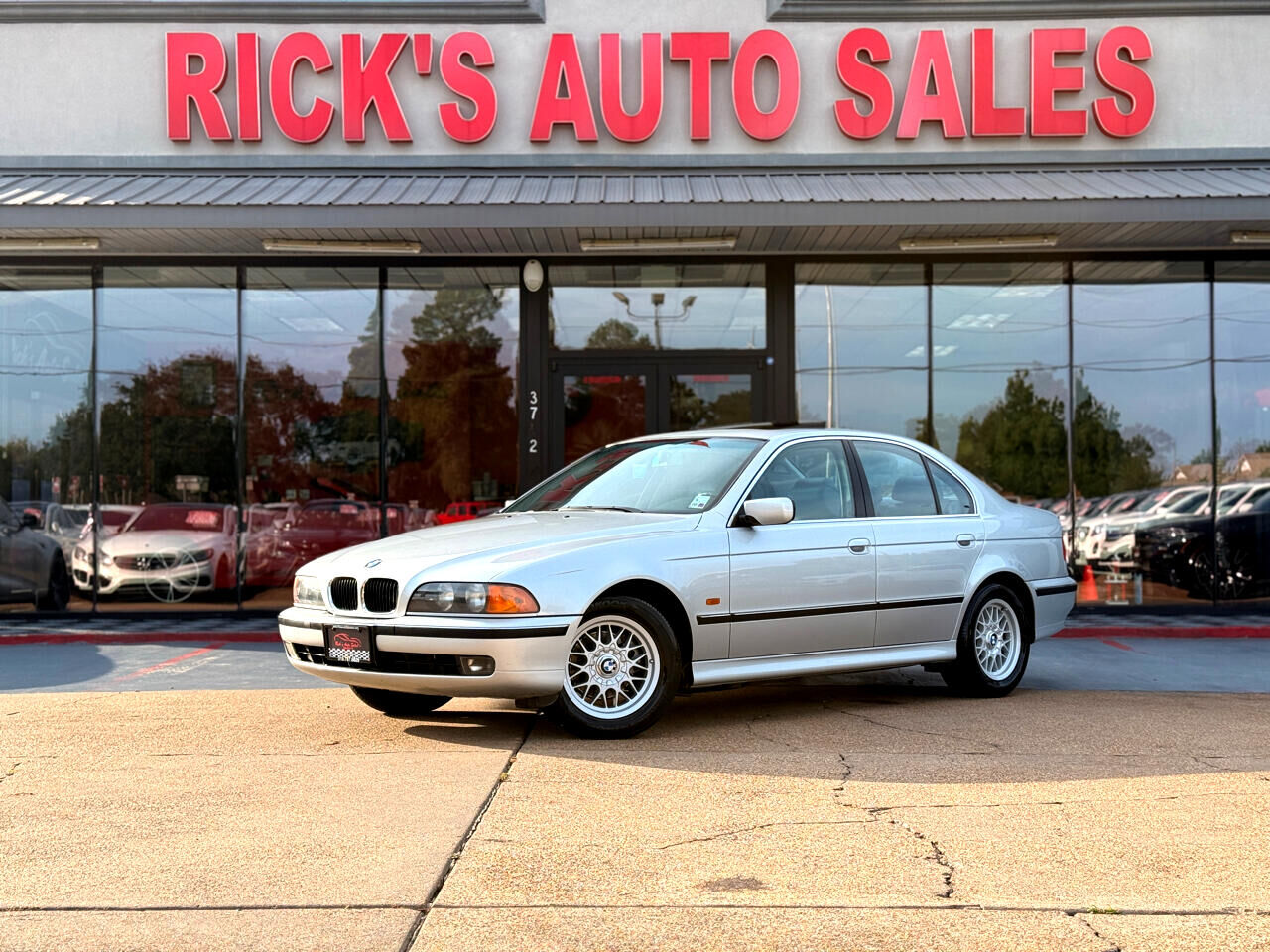 BMW 528i