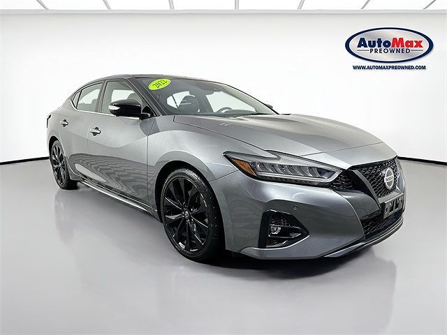 2022 NISSAN Maxima