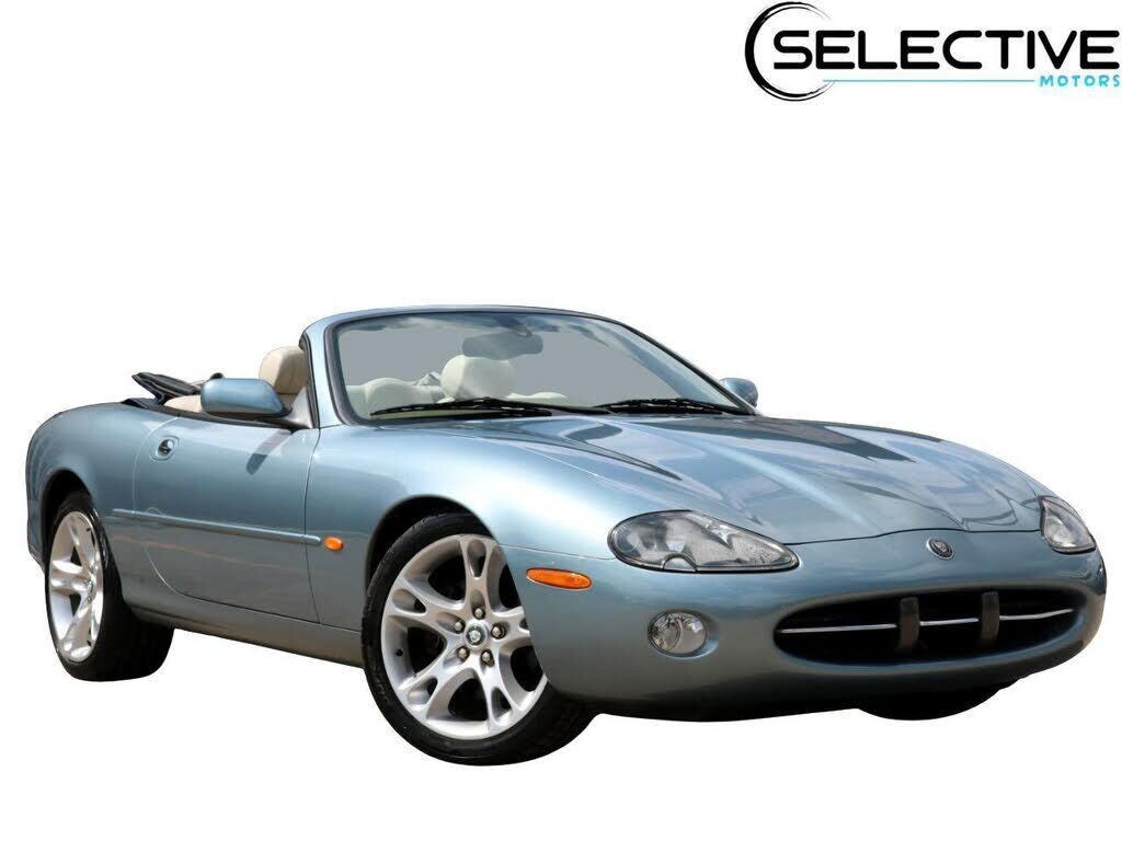 Jaguar XK8