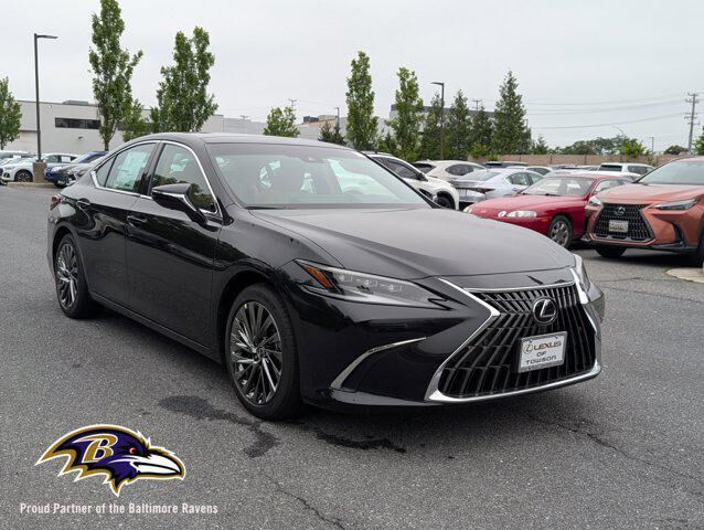 LEXUS