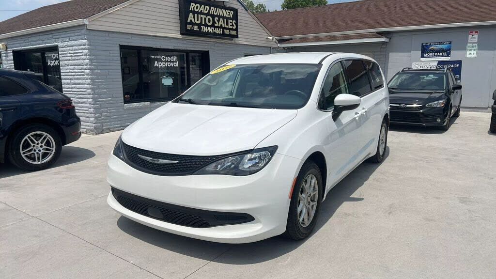 2022 CHRYSLER Pacifica