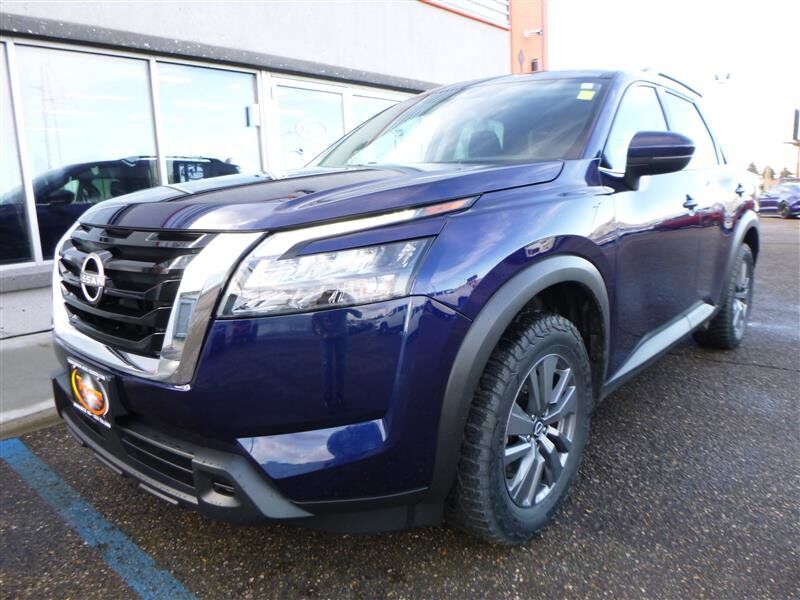2024 NISSAN Pathfinder