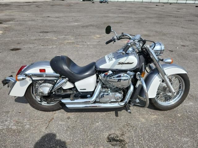 Honda VT750 (Shadow Aero)