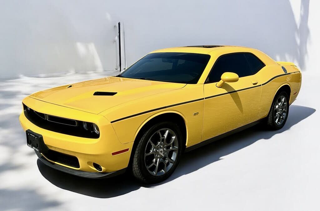 Dodge Challenger