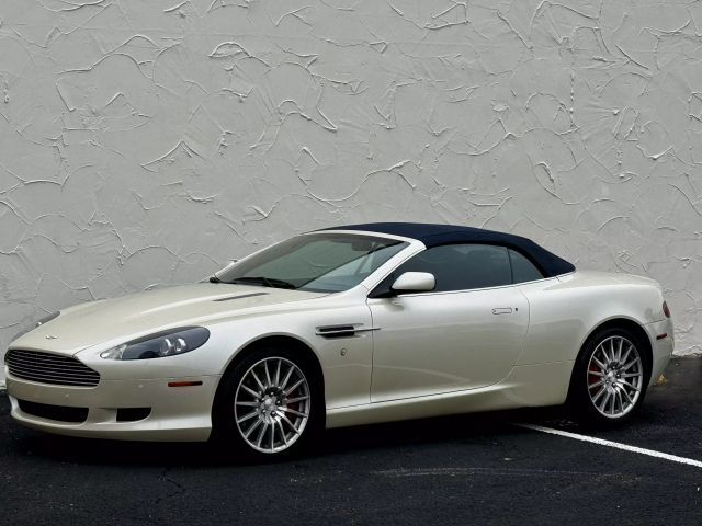Aston Martin DB9