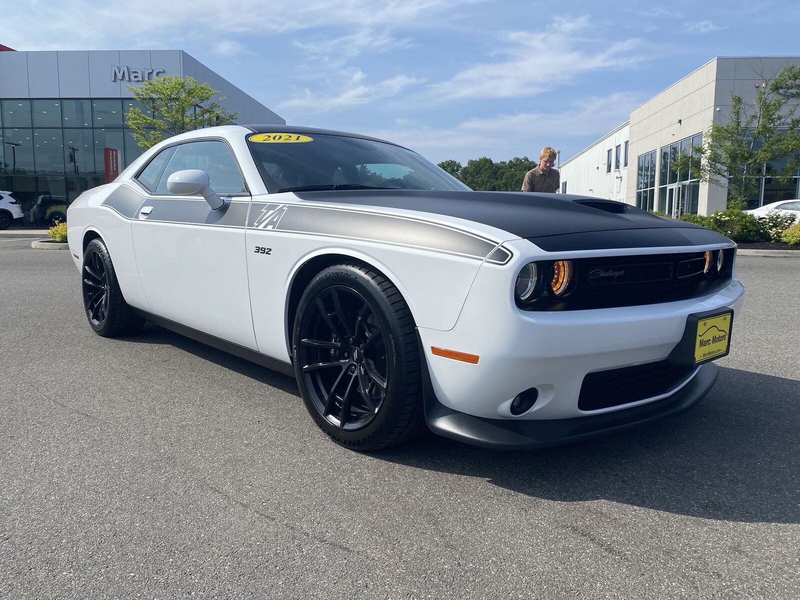 2021 DODGE Challenger