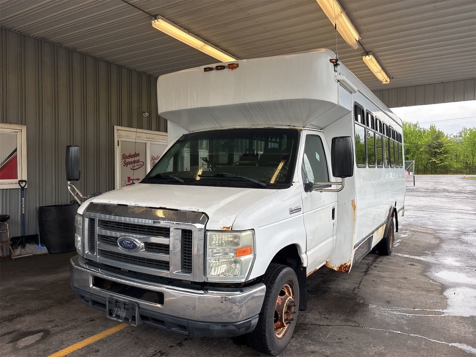 Ford E-450
