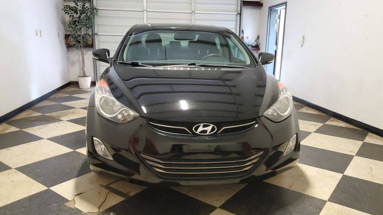 2013 HYUNDAI Elantra