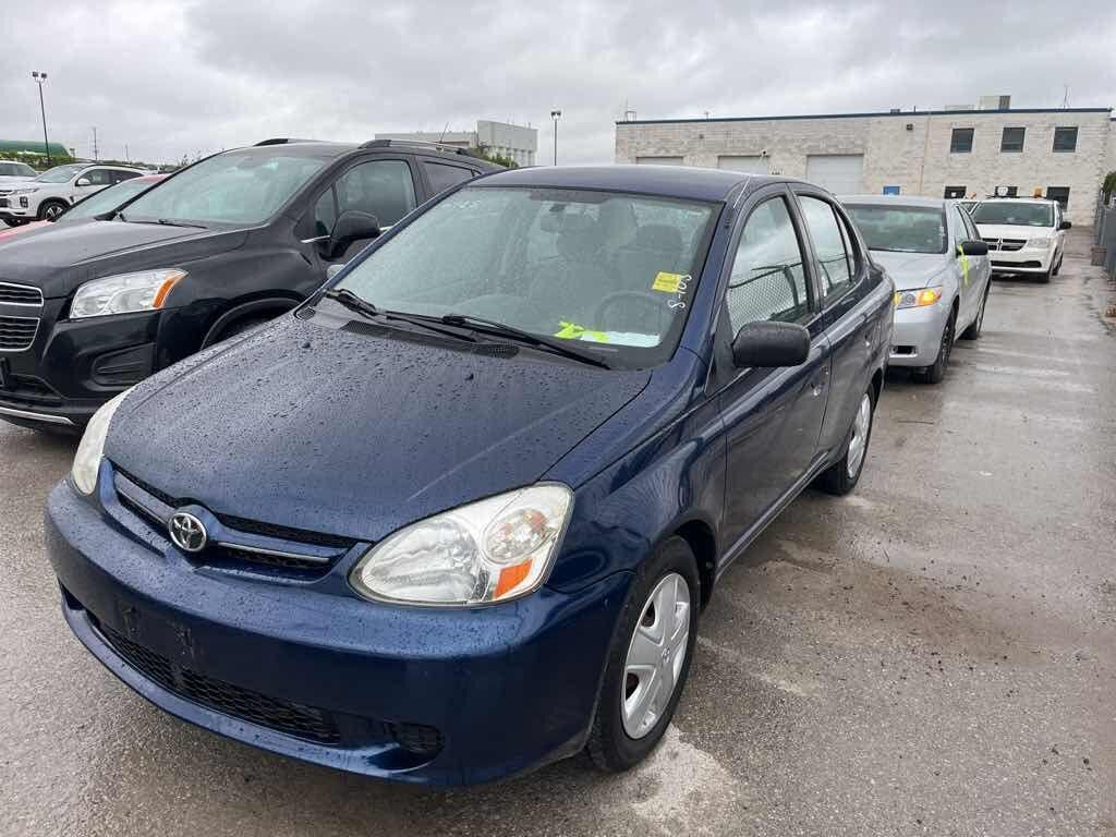 Toyota Echo