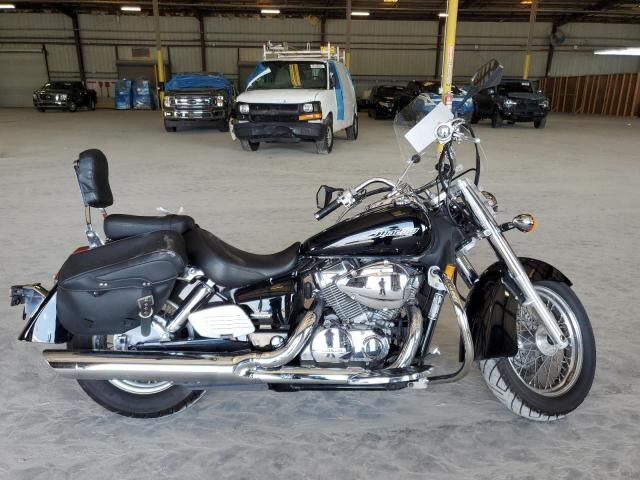 Honda VT750 (Shadow Aero)