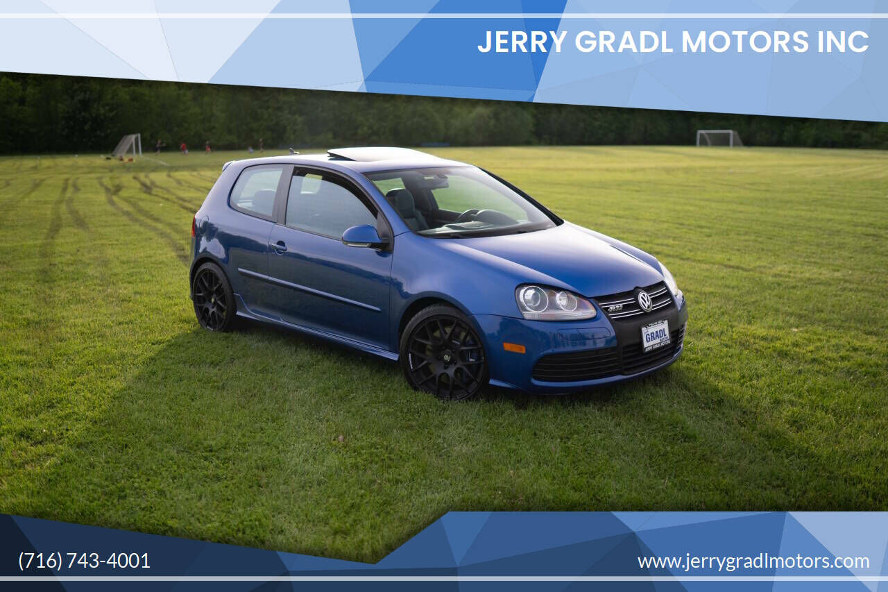 Volkswagen R32
