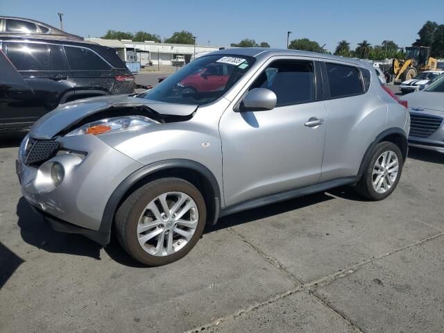 2011 NISSAN Juke