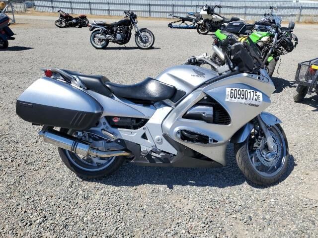 Honda ST1300
