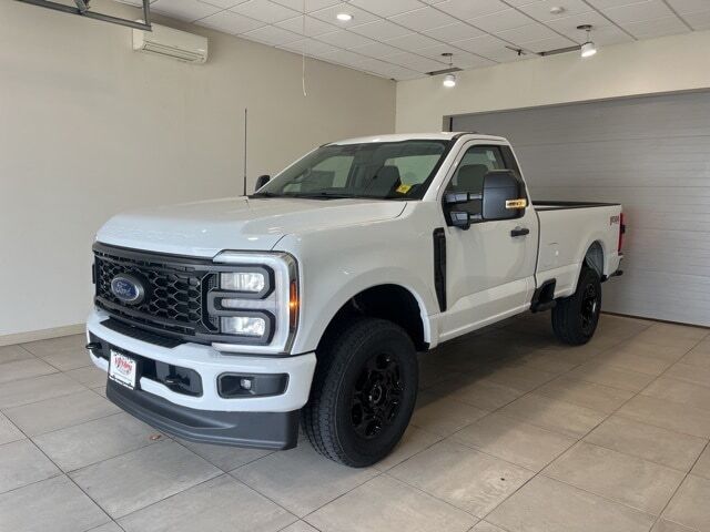 2025 FORD F-350