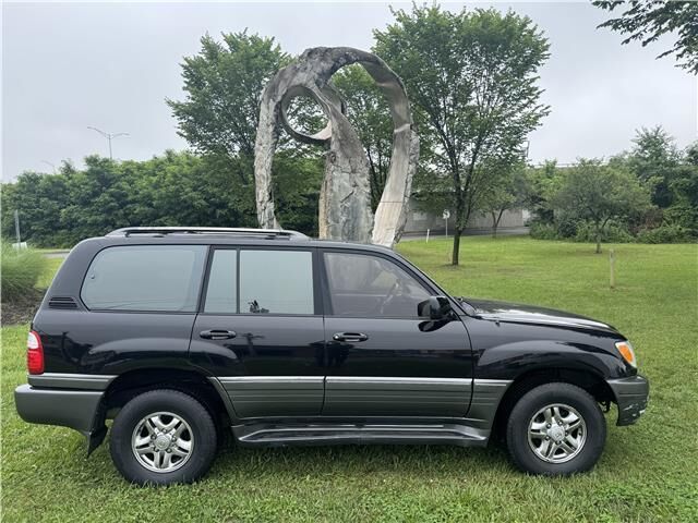 Lexus LX