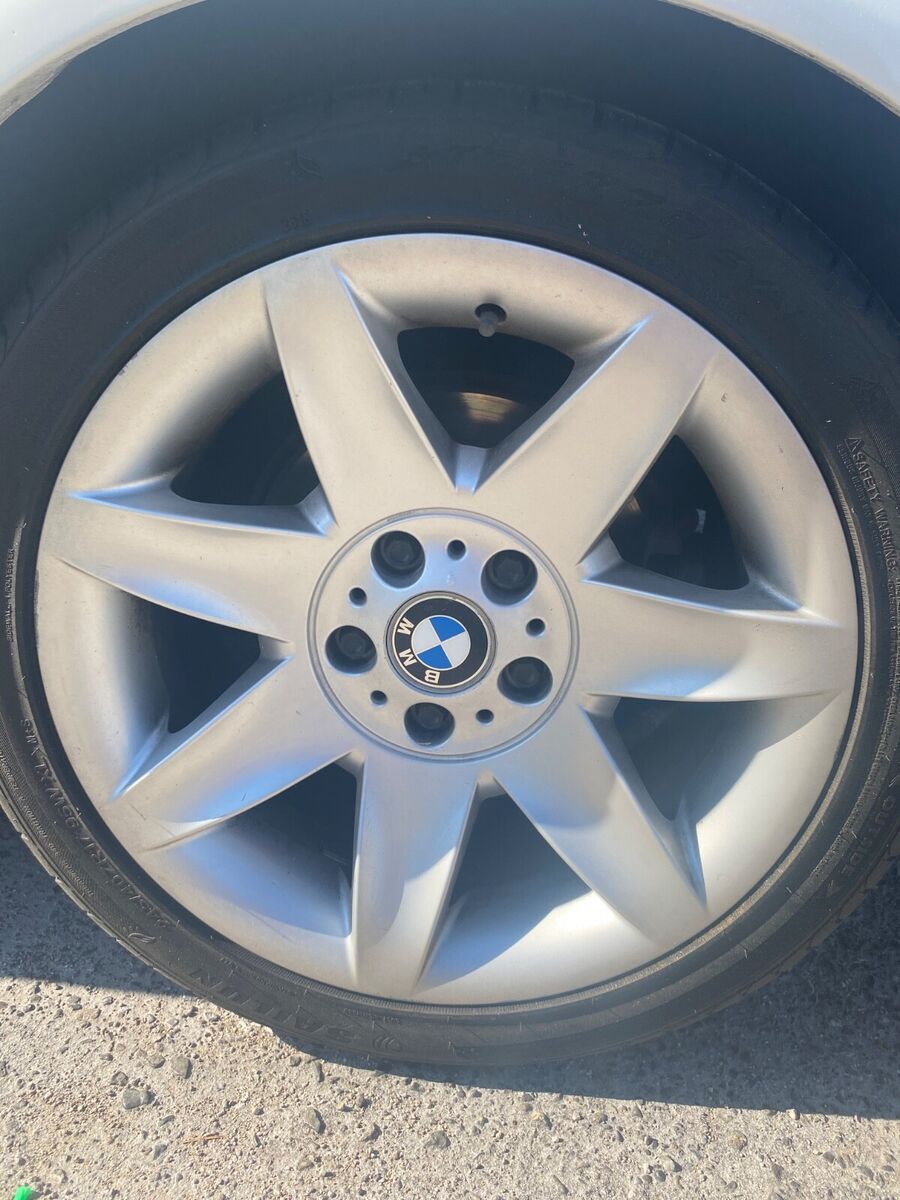 BMW 525i