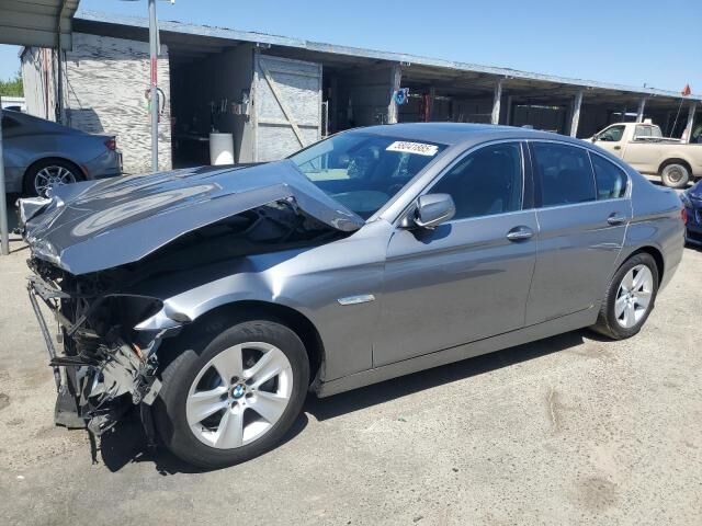 BMW 528i