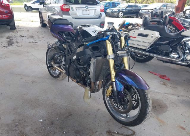 Suzuki GSX-R750K