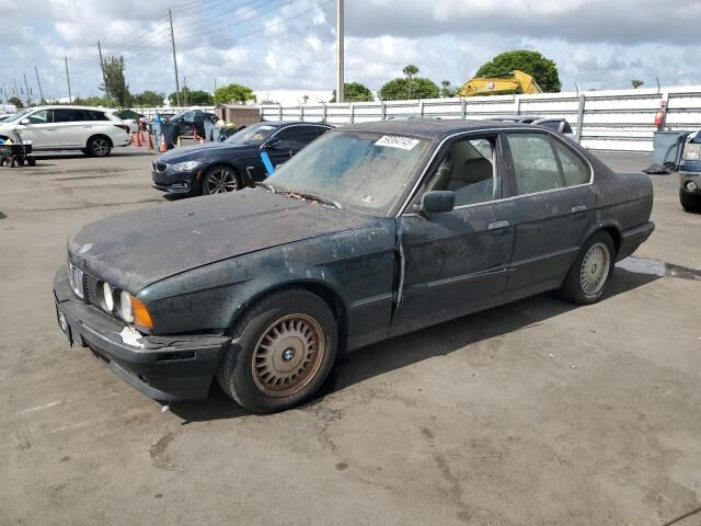 BMW 525i