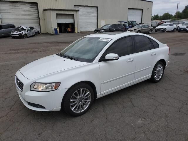Volvo S40