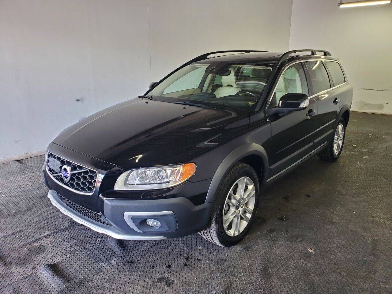 2016 VOLVO XC70
