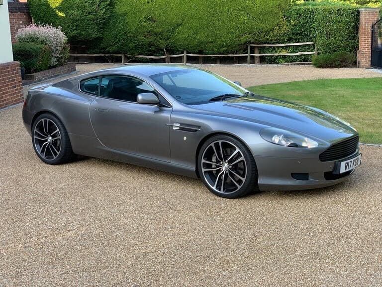 Aston Martin DB9