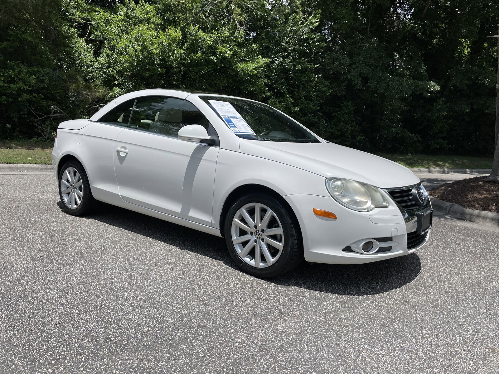 Volkswagen Eos