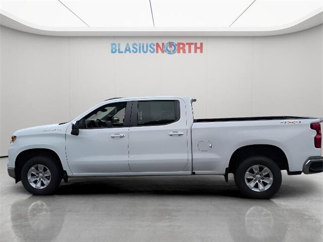 2023 CHEVROLET Silverado