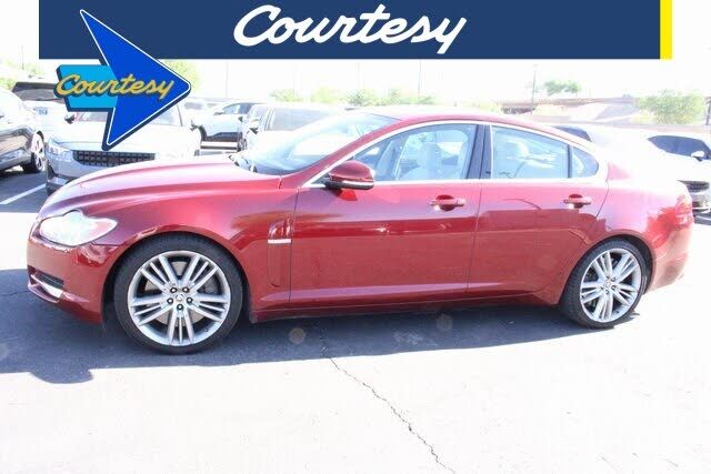 Jaguar XF