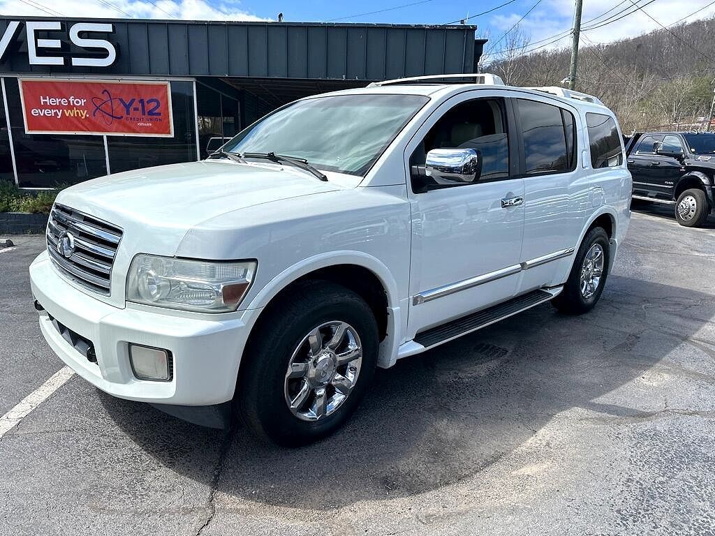 Infiniti QX56