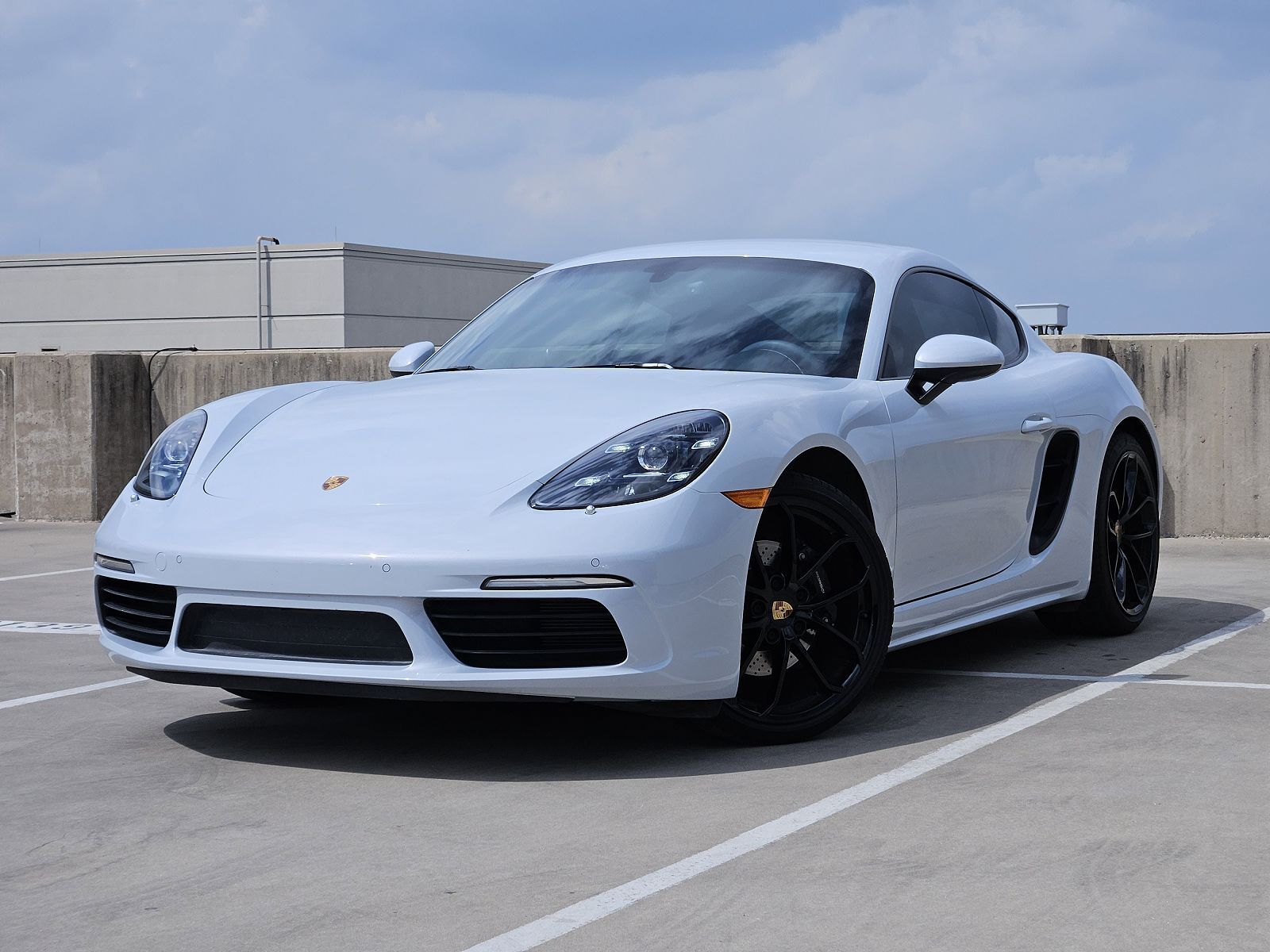 PORSCHE
