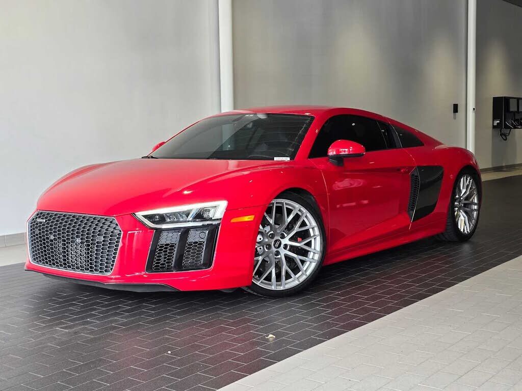 Audi R8