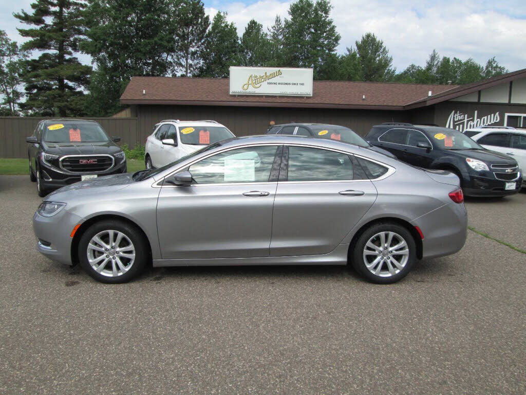 2016 CHRYSLER 200
