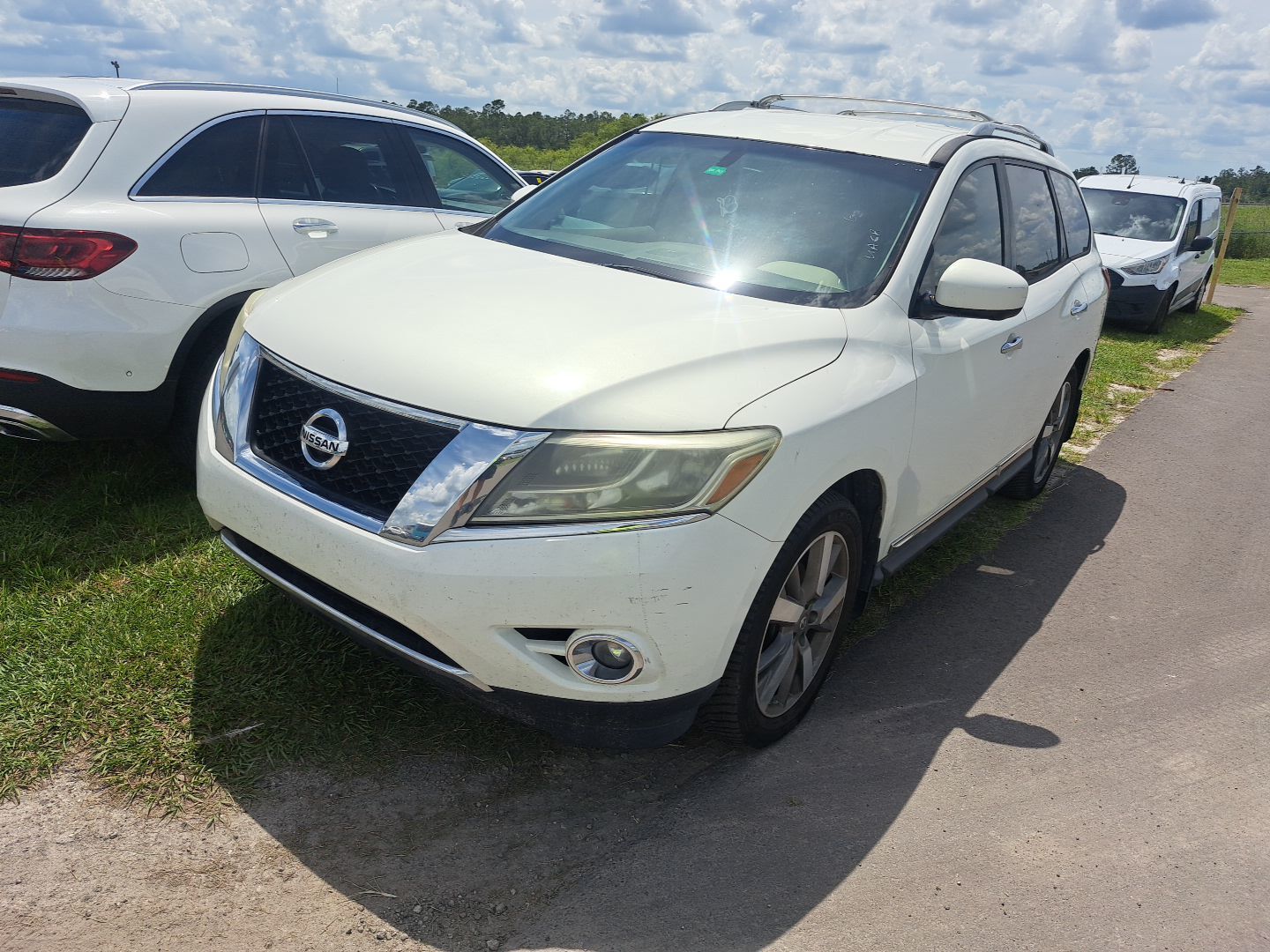 NISSAN