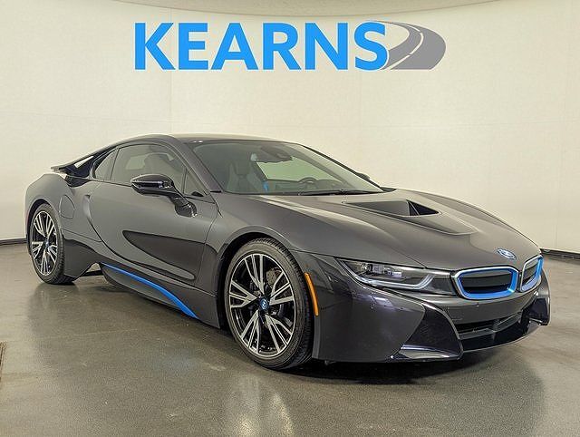 BMW i8