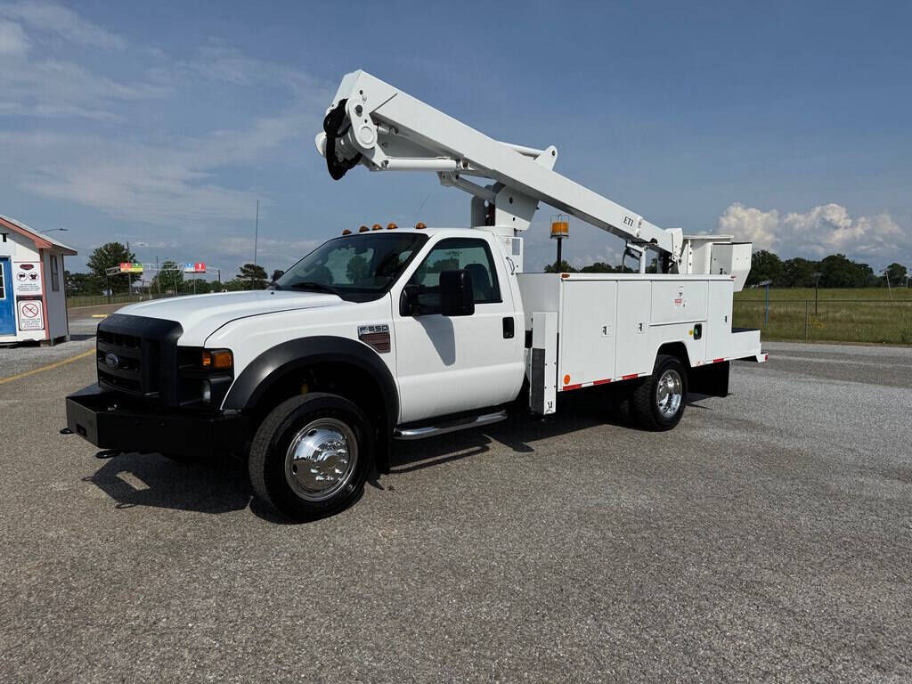 Ford F-550