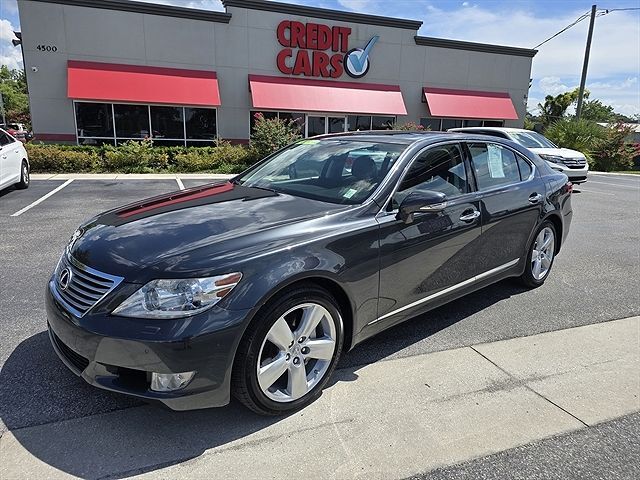 Lexus LS